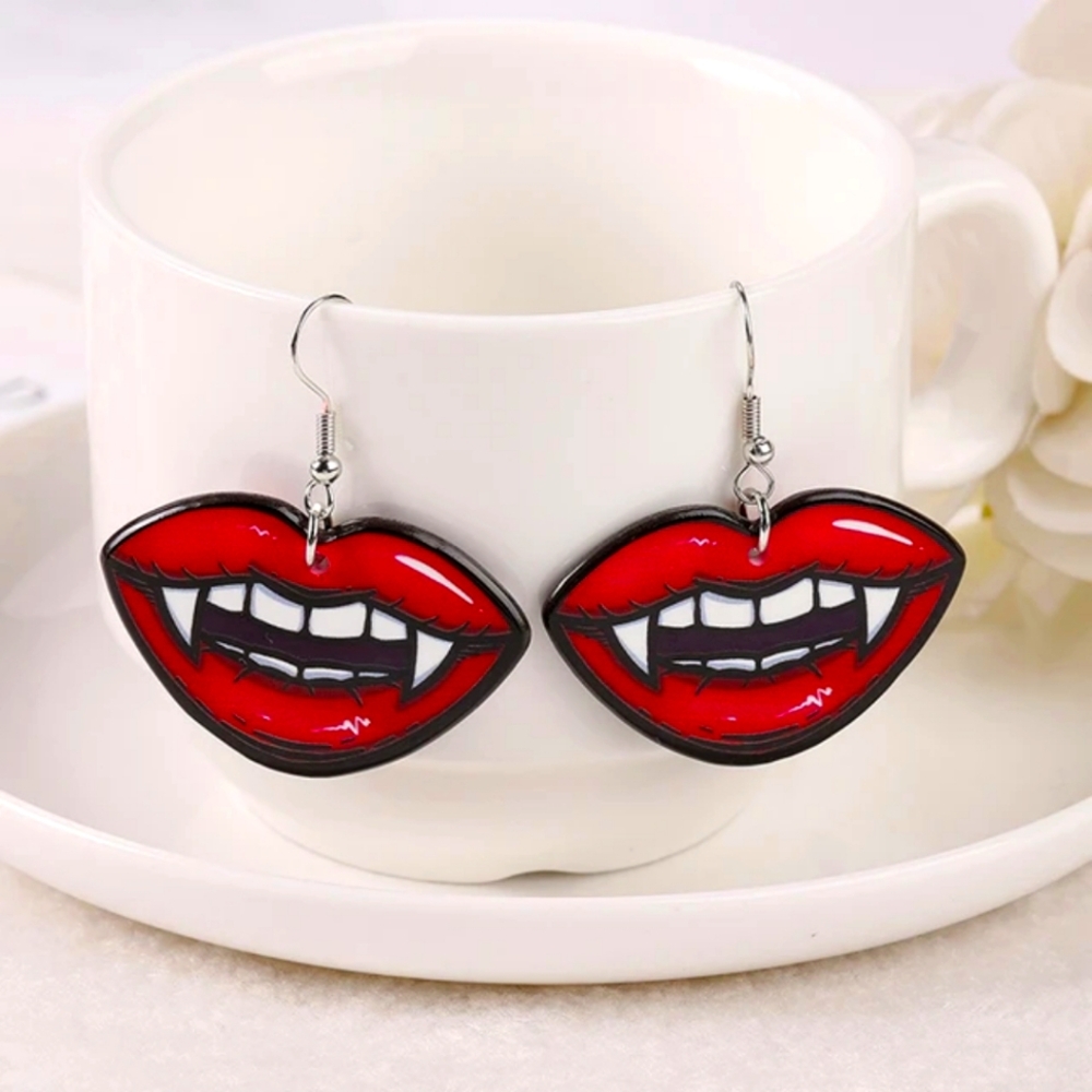 Vamp Out Earrings (NWT)